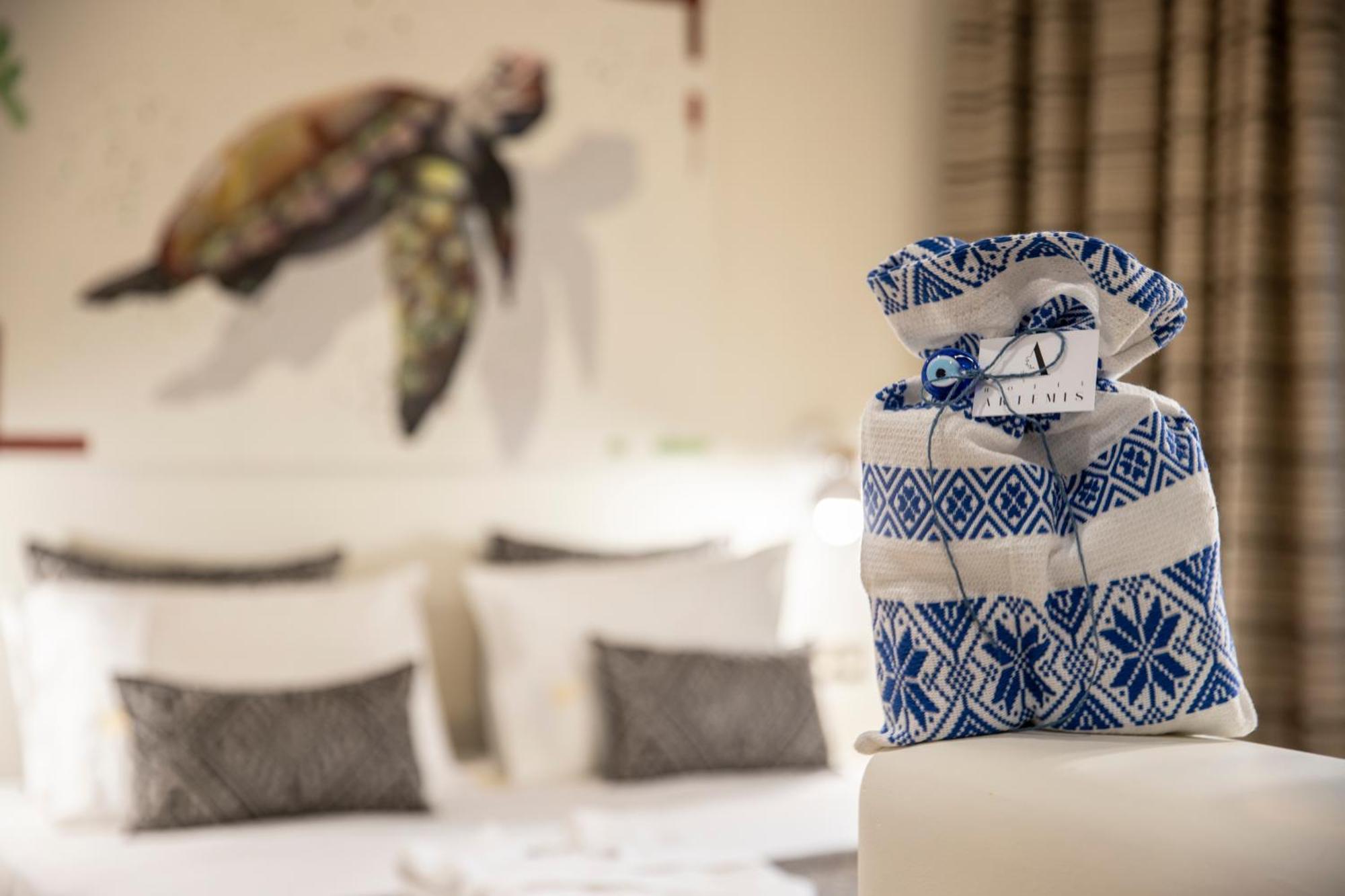 The Artemis Hotel Agia Anna  Bagian luar foto